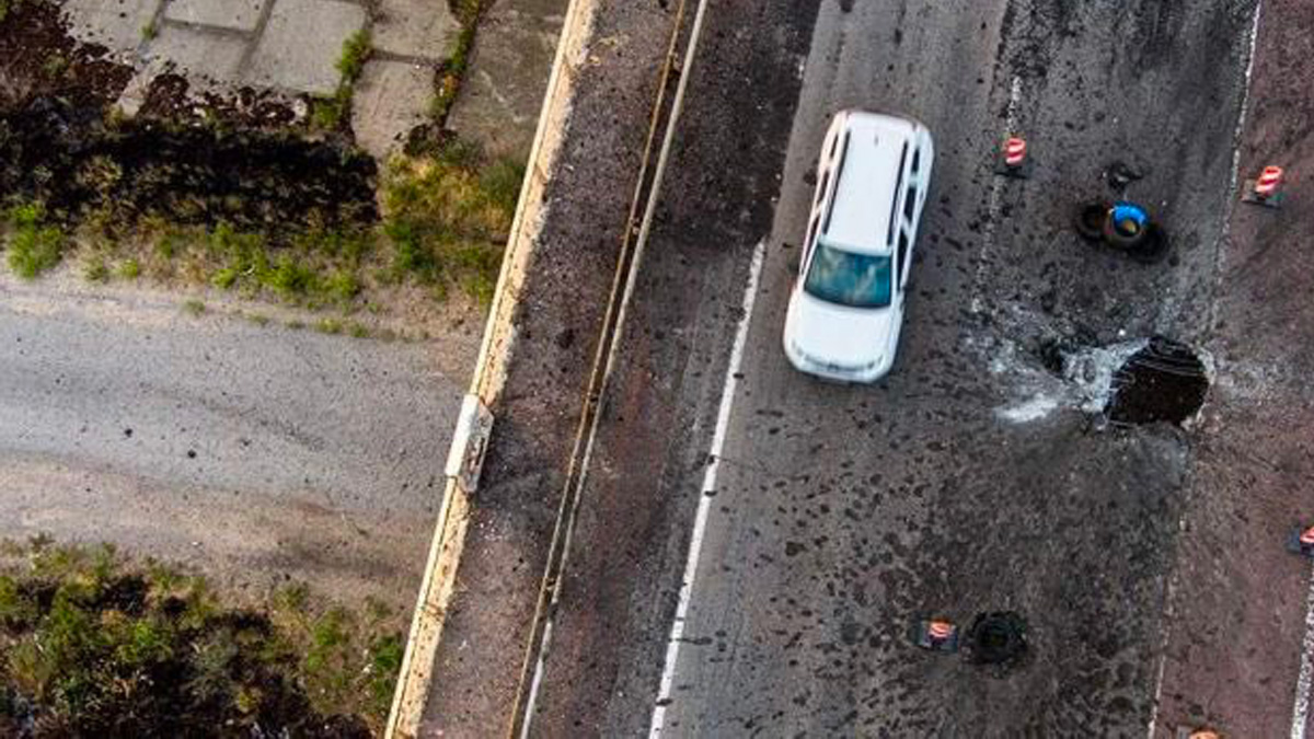 Ucraina, raid aerei russi su Donetsk: nuovo attacco di Kiev al ponte Antonovsky