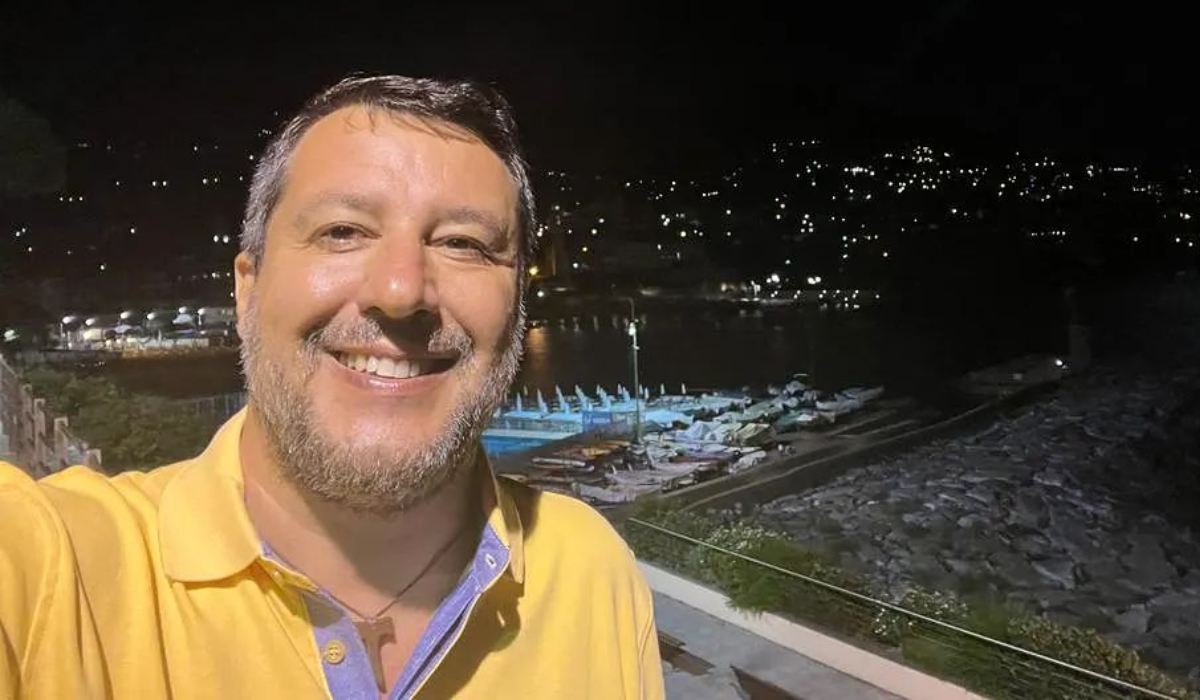 Salvini: "È passata l'epoca dei tecnici, chiediamo la fiducia per la buona politica"