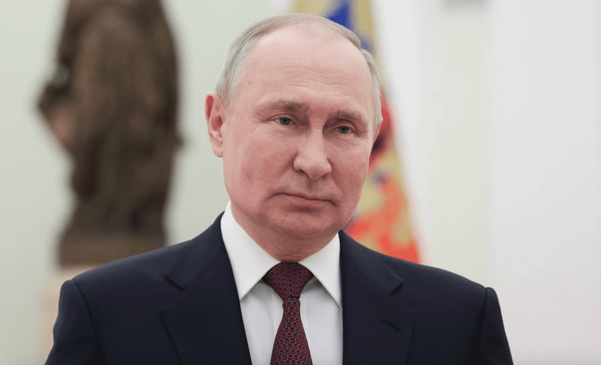 Putin capovolge la realtà: "La Russia minacciata nella sicurezza e nella sovranità"