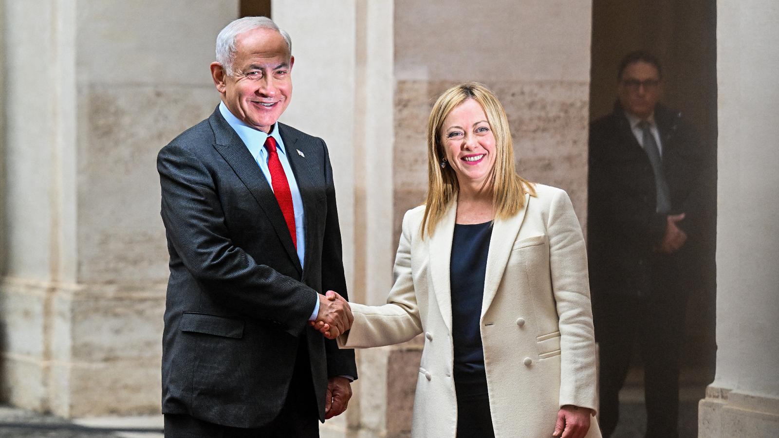 Giorgia Meloni e Benjamin Netanyahu a Palazzo Chigi: l'incontro tra le peggiori destre