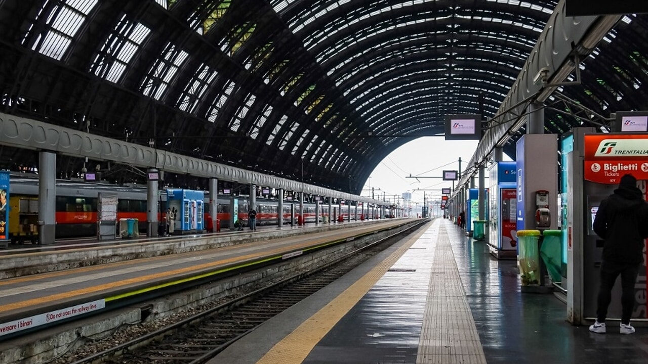 Stupro nell'ascensore della Stazione Centrale: arrestato un uomo senza fissa dimora