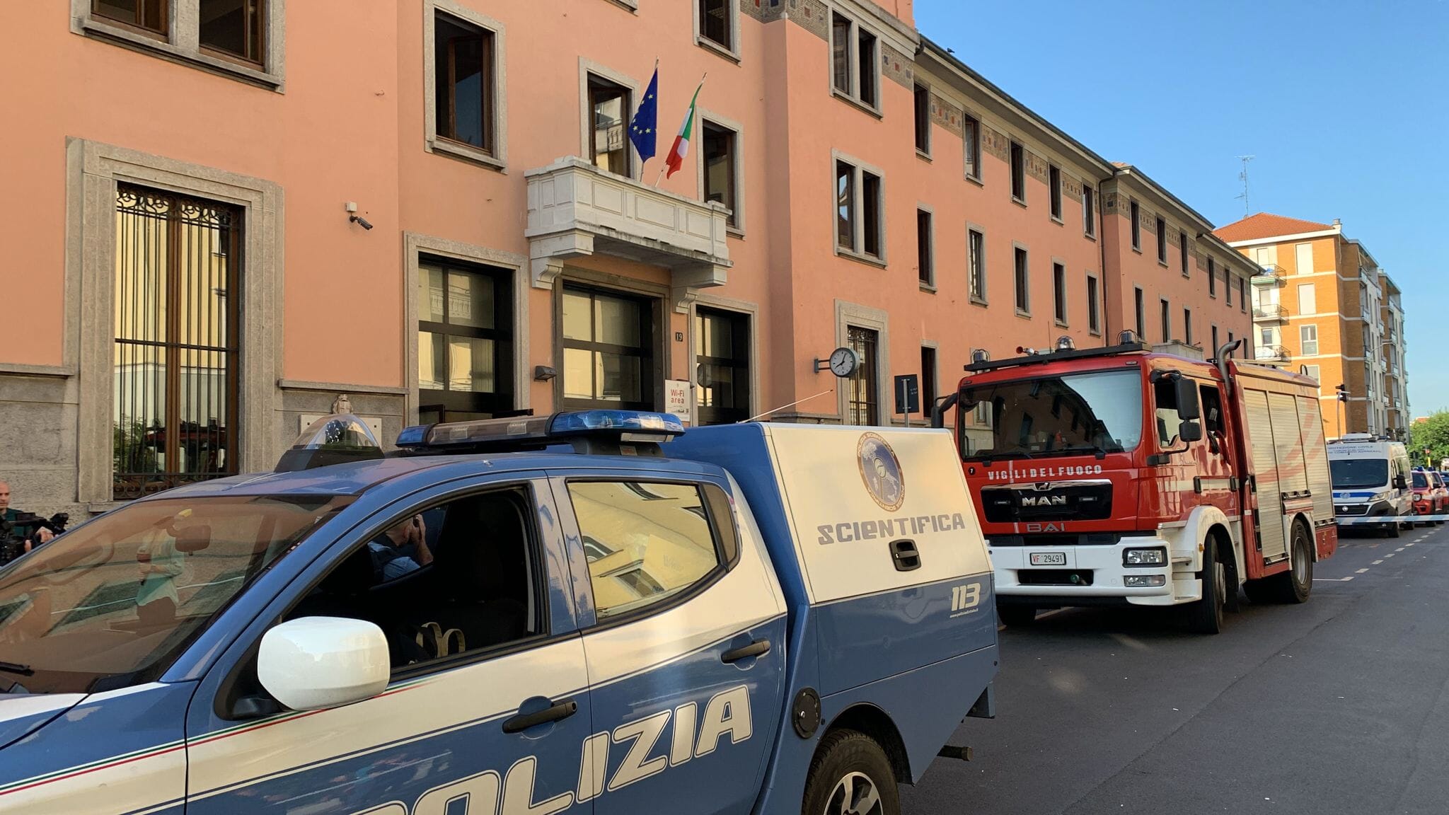 Incendio in una casa di riposo, sei morti e 81 i feriti: la tragedia è avvenuta nella notte