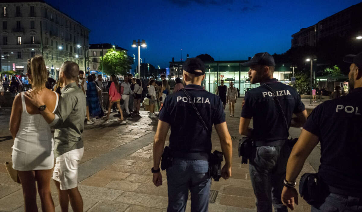 Ragazza denuncia uno stupro: "Violentata in un giardinetto vicino porta Ticinese"