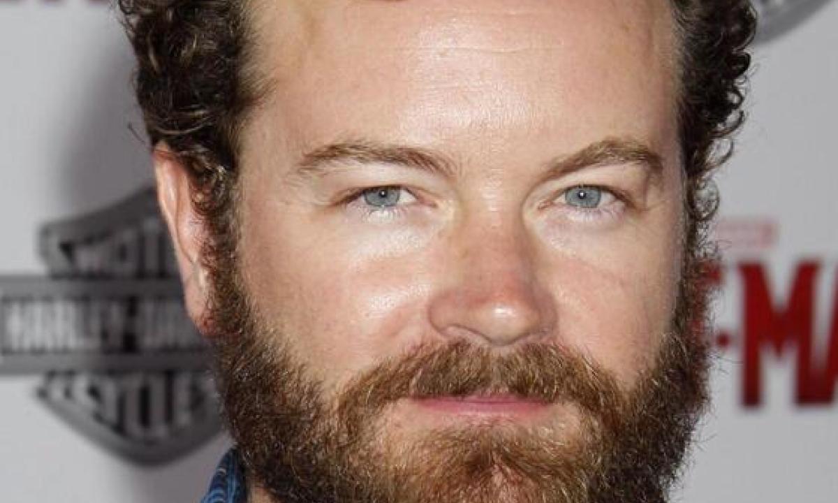 Danny Masterson condannato a 30 anni per stupro: le vittime ex Scientology