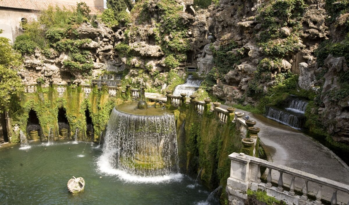 Restaurata la fontana dell'Ovato a Villa d'Este