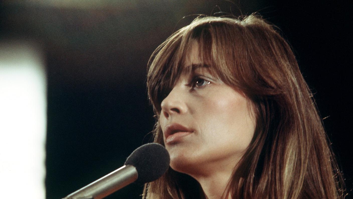 Addio a Françoise Hardy, la cantautrice icona degli anni Sessanta