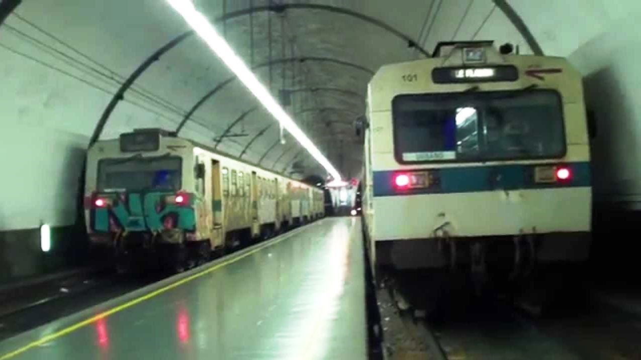 A Roma sul trenino: 14 controllori per un passeggero in confusione che non parlava italiano (ma aveva il biglietto)