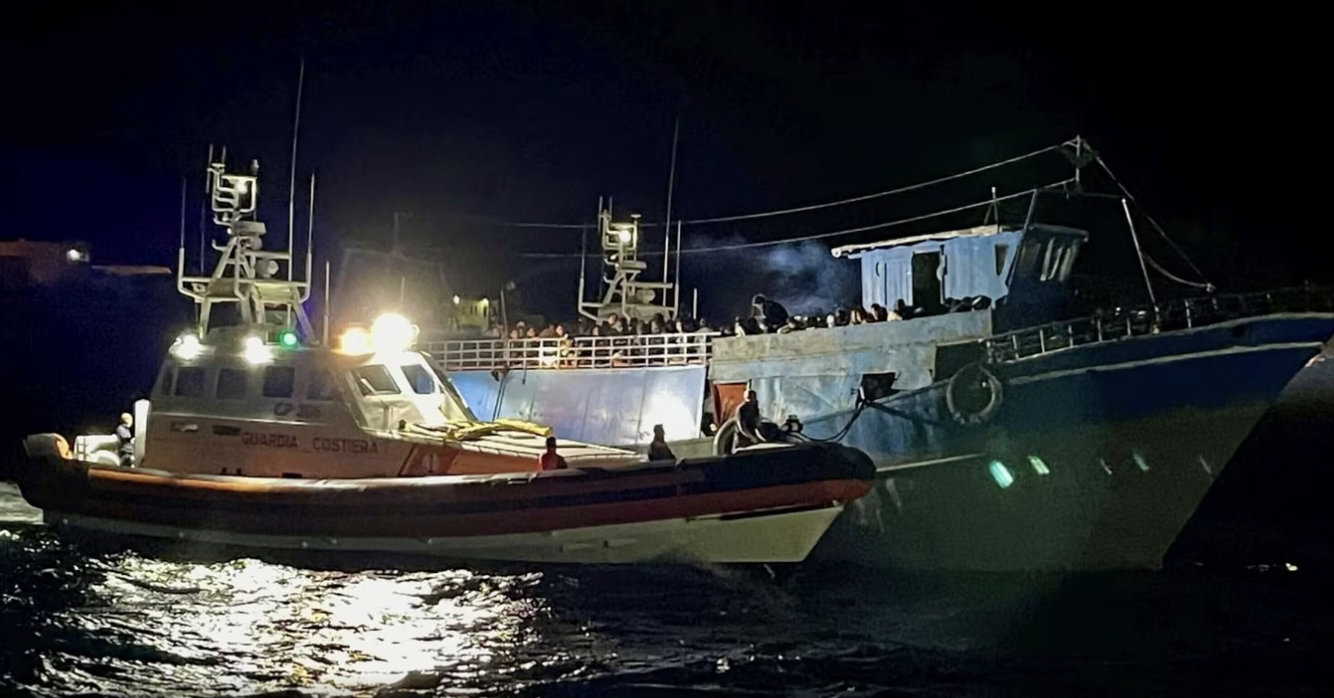 Migranti: 180 sbarcano a Lampedusa, 11 morti in un naufragio a largo della Libia