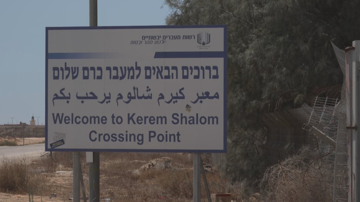 Israele blocca il valico di Kerem Shalom perché nell'area ci sono combattimenti