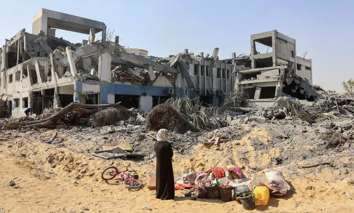 Bombardamenti israeliani a Gaza City: i corpi di 60 palestinesi ritrovati sotto le macerie