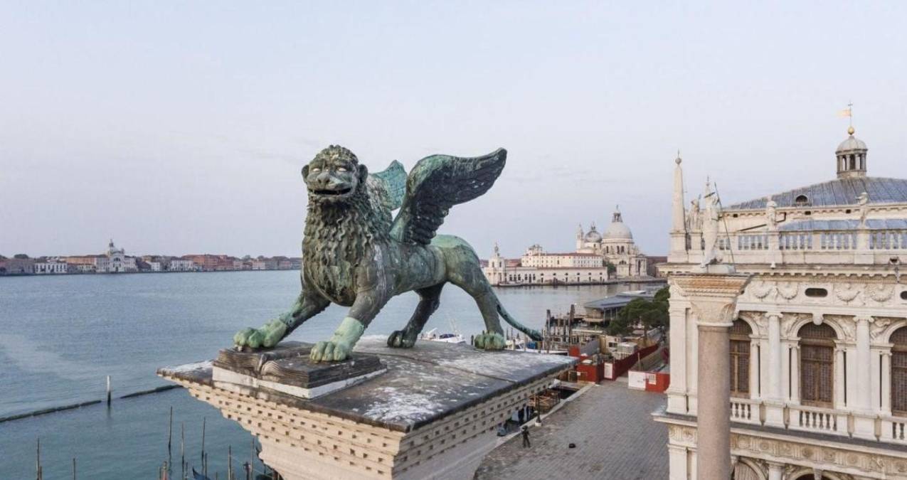 Il Leone di Venezia “Made in China”? Ecco il primo caso di globalizzazione artistica