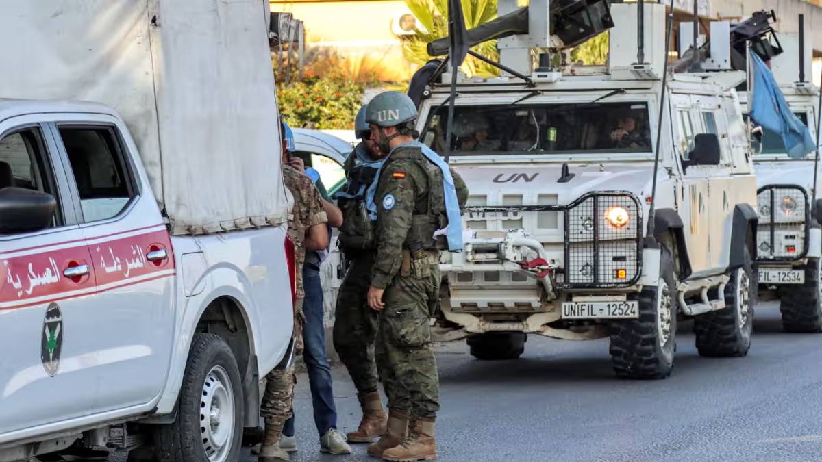 L'Italia risponde a Israele dopo l'attacco all'Unifil: "Restiamo nelle nostre basi a fare il nostro dovere"