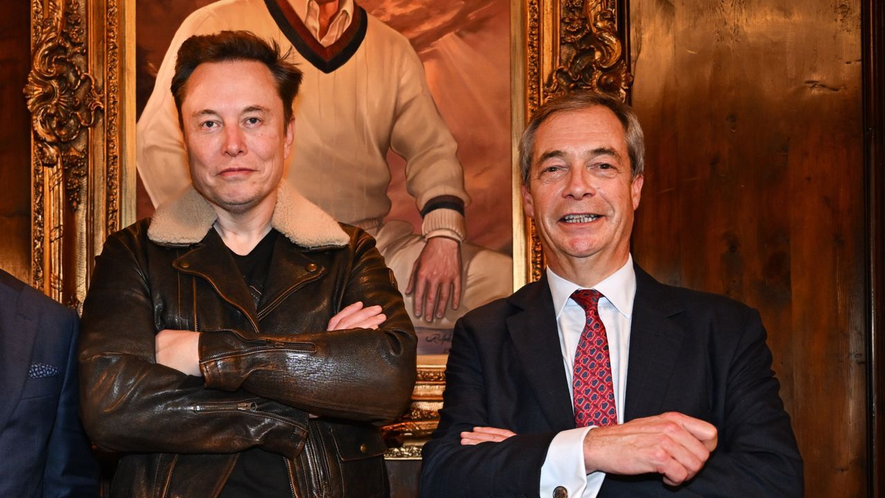 Musk punta sull'estrema destra razzista: dopo gli elogi a Afd pronto a finanziare il Reform Uk di Farage