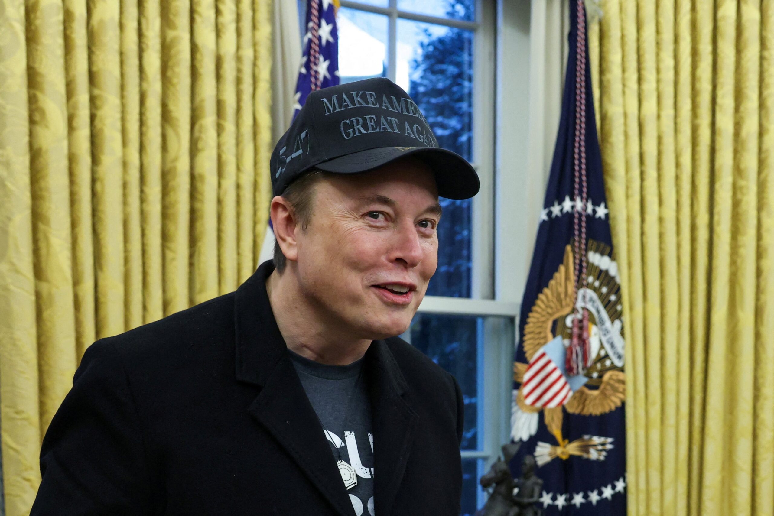 Musk va all'attacco di Zelensky, dice che è disprezzato e Trump fa bene a escluderlo dai colloqui con la Russia