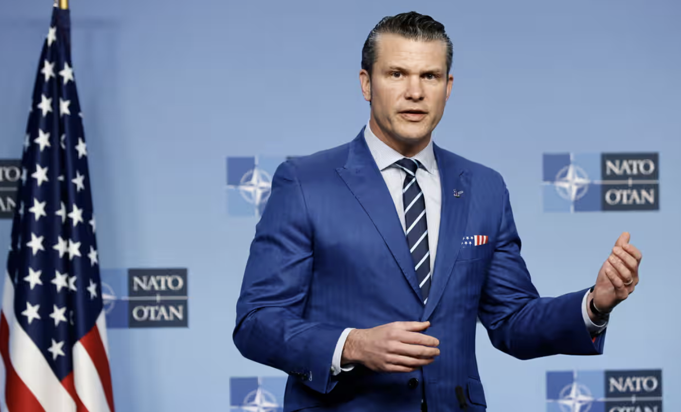 Hegseth ripete la 'lezioncina' di Trump: l'Europa deve pagare più soldi per la Nato e l'Ucraina è un problema suo